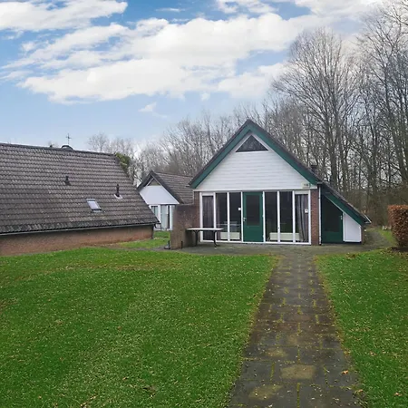 Bungalowpark - Delta 108 *